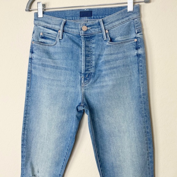 MOTHER The Stunner Ankle Fray Button Fly in Hit the Jackpot Wash - Picture 7 of 16
